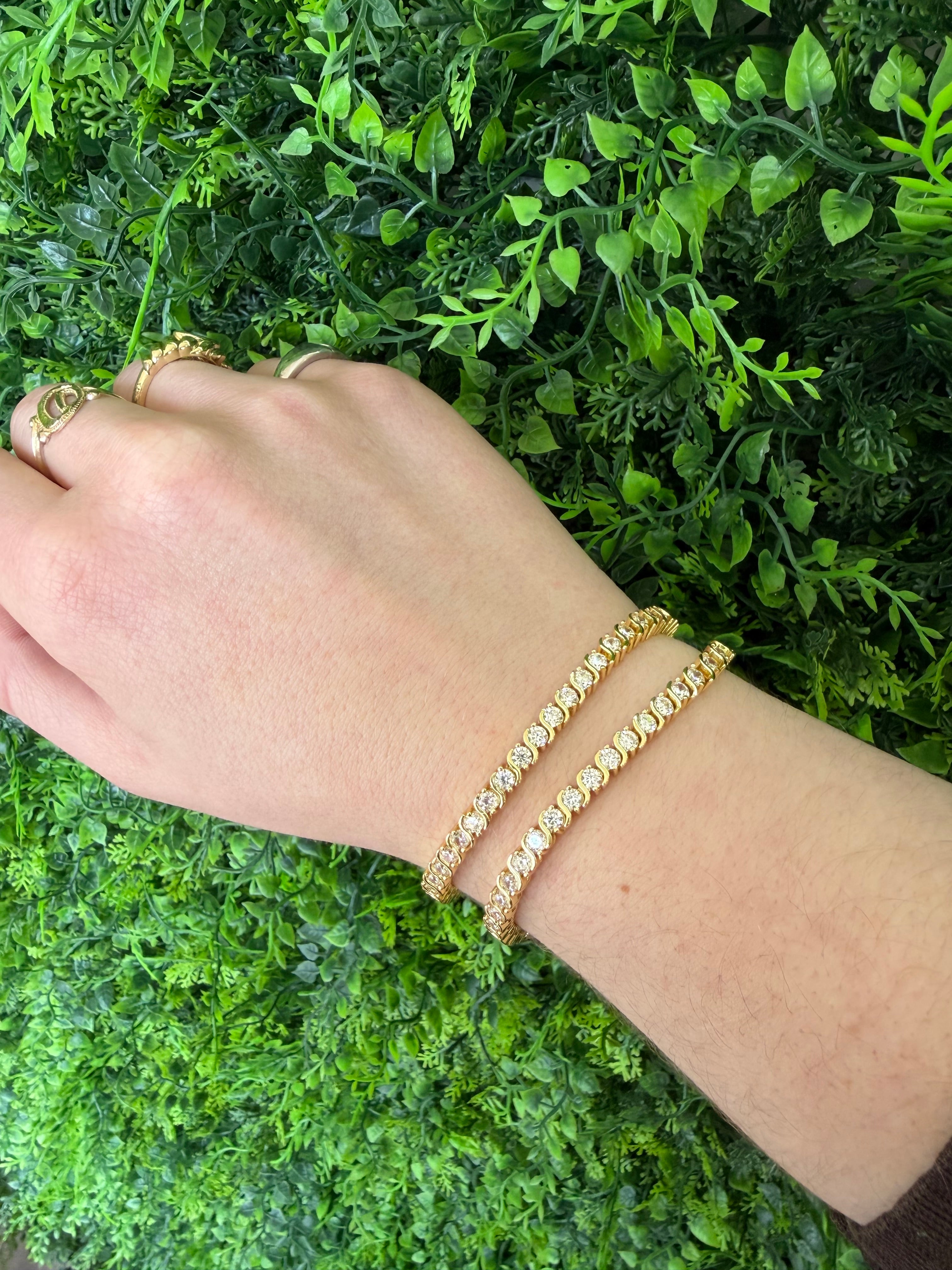 It Girl Tennis Bracelet Gold