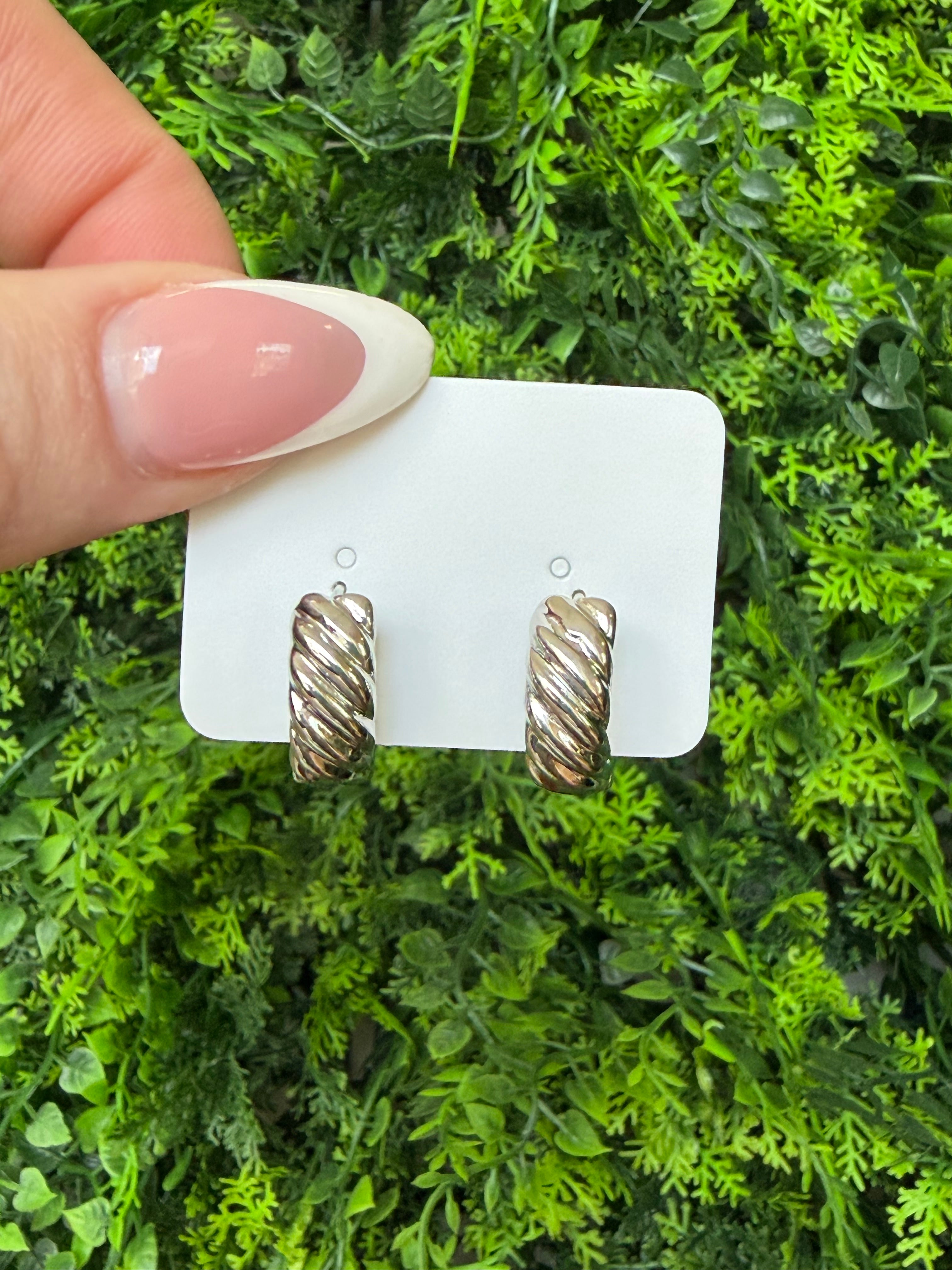 Wavy Silver Hoop Earrings